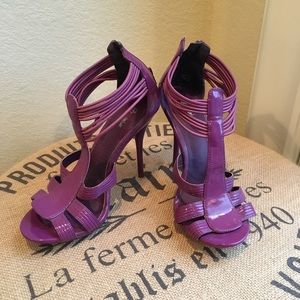 Unique Promise Purple Strappy Sandal Heels 6.5